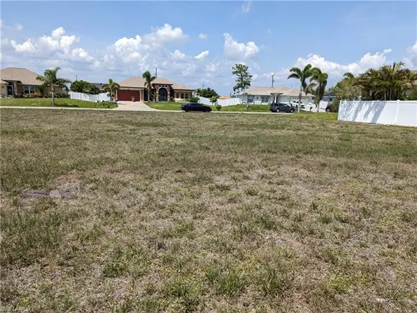 Cape Coral, FL 33909,1726 NE 13th ST