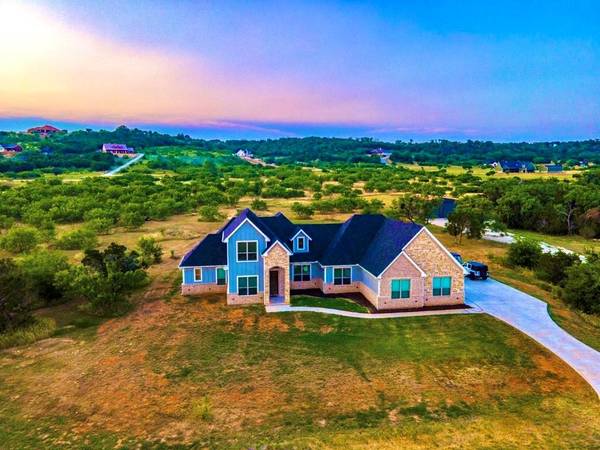 1350 Indigo Bush Court, Possum Kingdom Lake, TX 76449