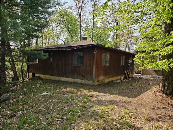 6121 Boardwalk Terrace, Coolbaugh Twp, PA 18466