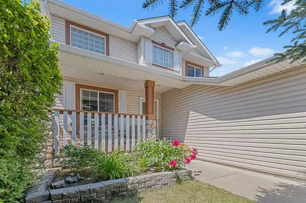 Airdrie, AB T4B 2G8,39 Woodside CRES NW