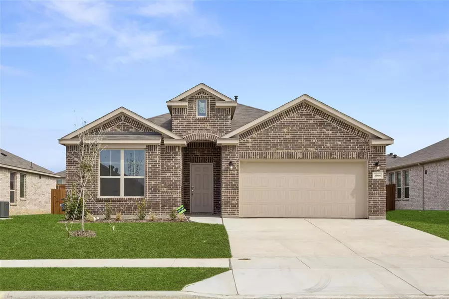 10808 Pinyon Court, Fort Worth, TX 76108