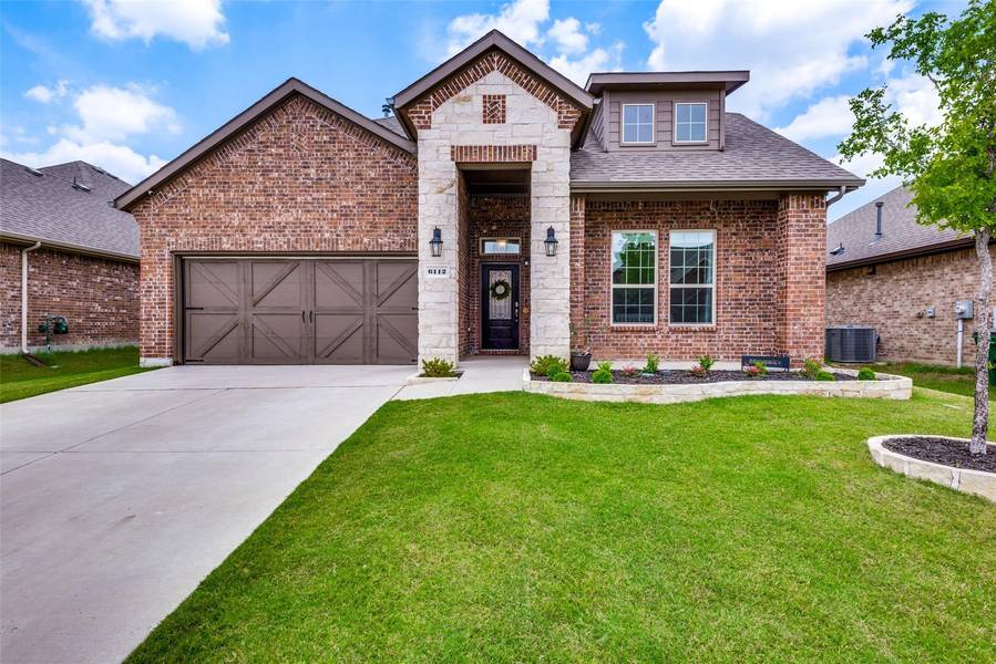 6112 Brunswick Drive, Aubrey, TX 75009