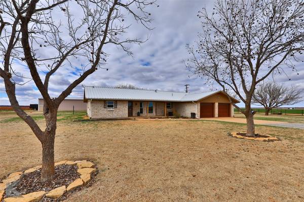 21577 Fm 1812, Sylvester, TX 79560