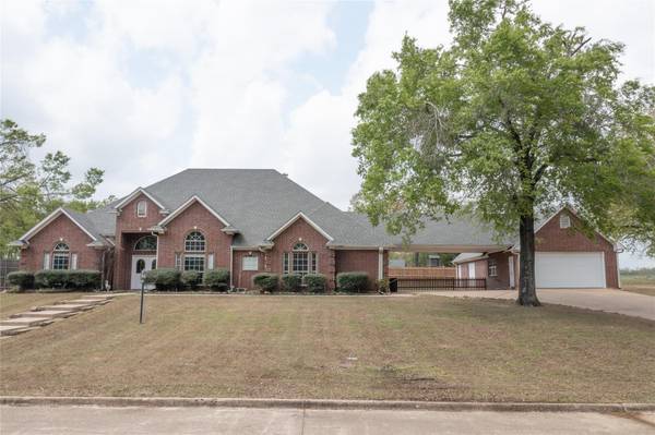 32 Jennifer Lane N, Sulphur Springs, TX 75482