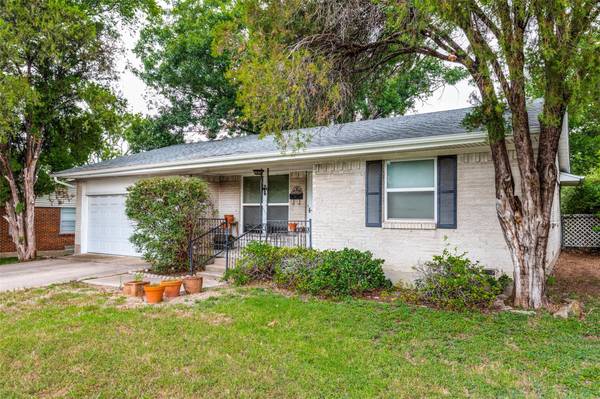 8711 Westfield Drive, Dallas, TX 75243