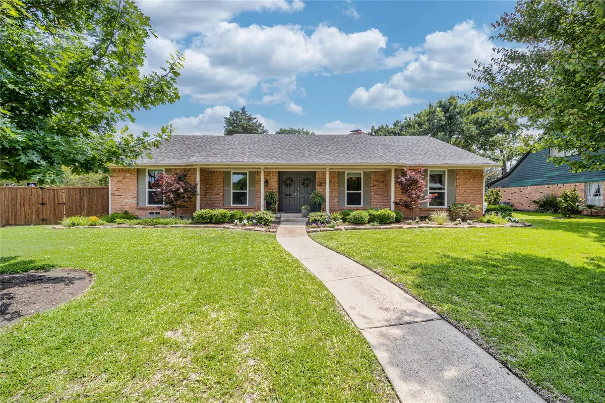 Richardson, TX 75080,448 Crestover Circle