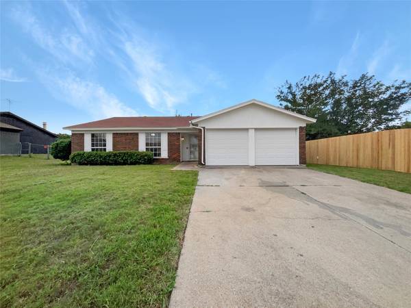 3304 Merrimac Drive, Forest Hill, TX 76140