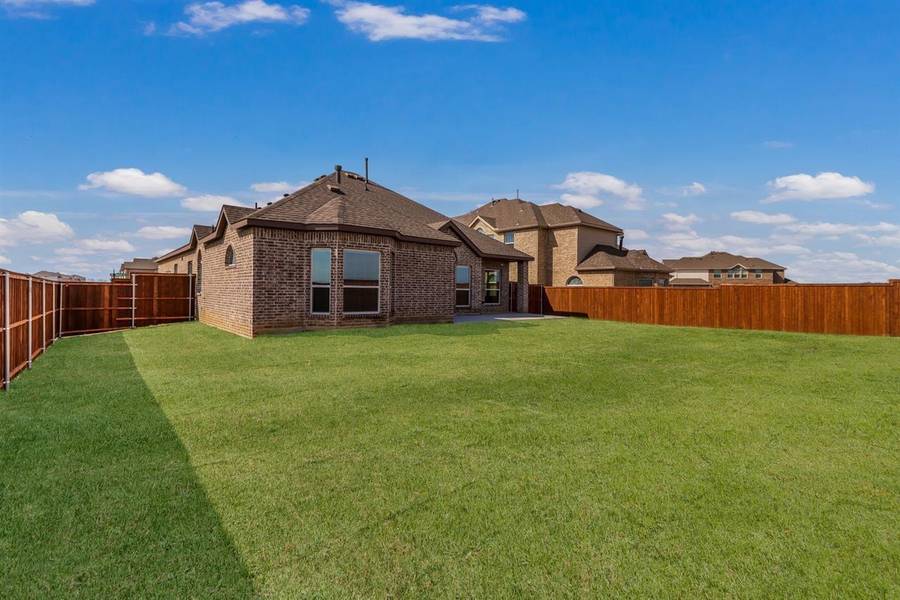 4722 Wharton Drive, Aubrey, TX 76227