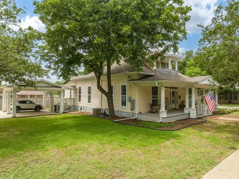 516 E Franklin Street, Hillsboro, TX 76645