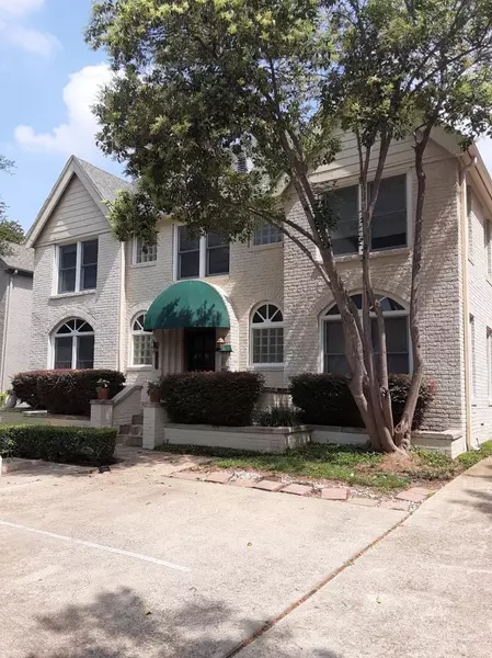 4125 Hawthorne Avenue #C, Dallas, TX 75219