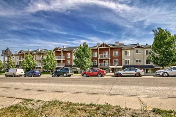 Calgary, AB T3K5Z1,70 Panamount DR NW #2313