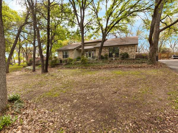 9703 Rienzi Court, Granbury, TX 76049