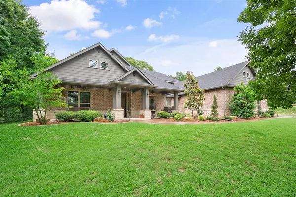 4050 Monroe Drive, Midlothian, TX 76065