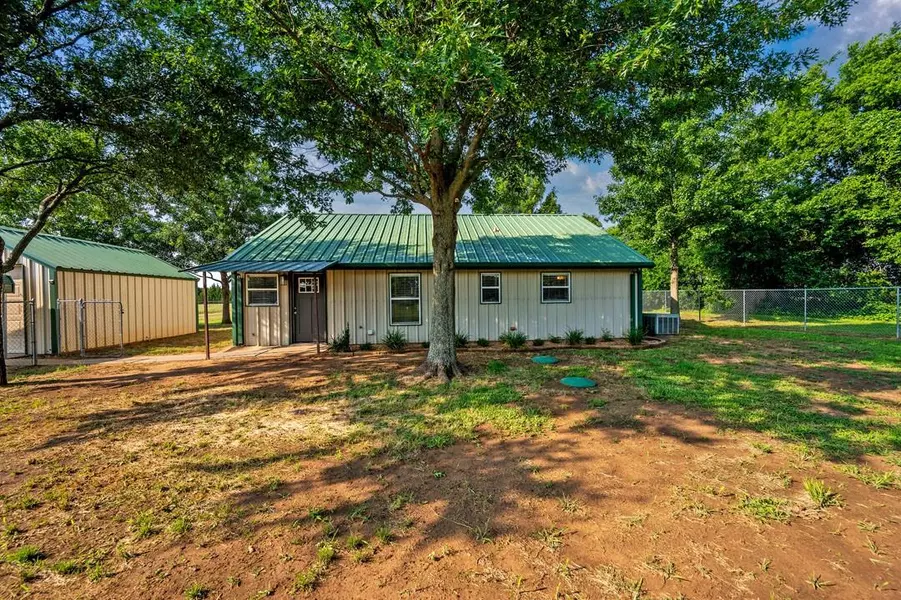 340 Geis Drive, Pottsboro, TX 75076