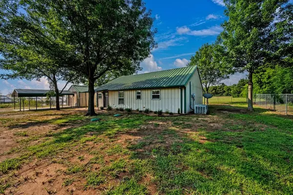 Pottsboro, TX 75076,340 Geis Drive