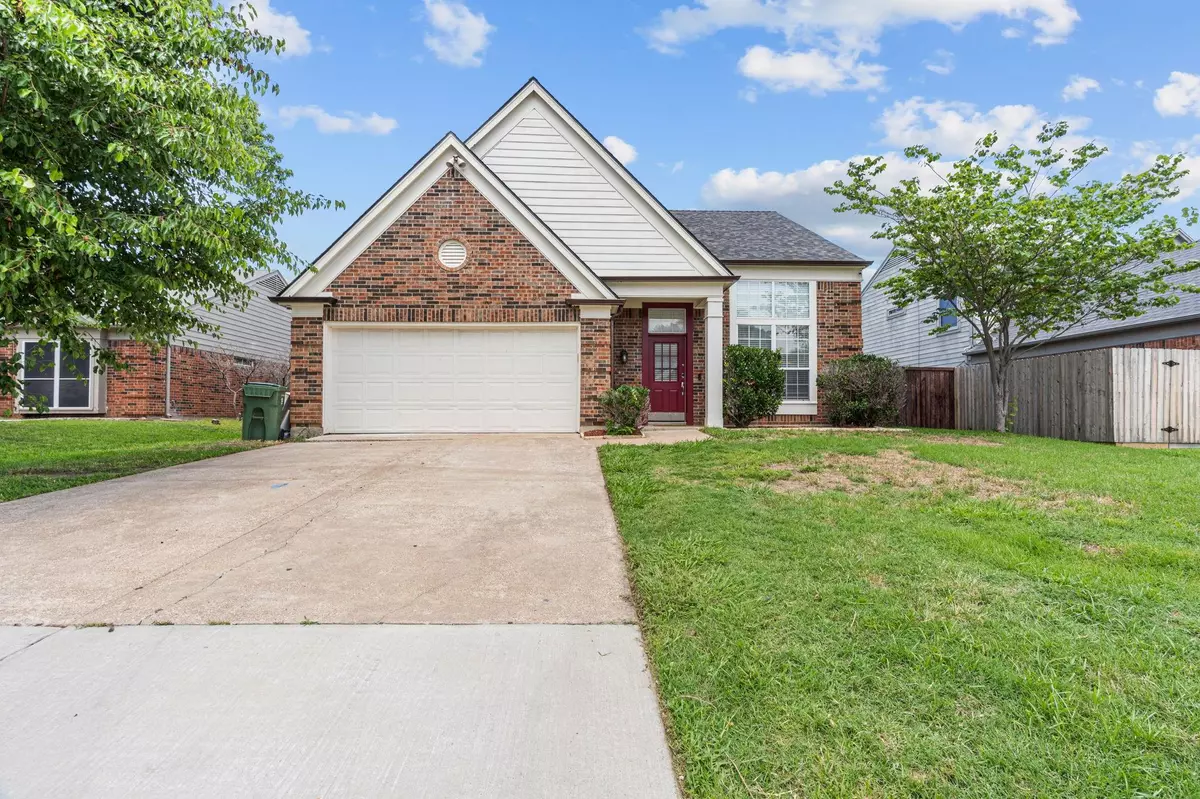 Arlington, TX 76018,209 Hibiscus Drive