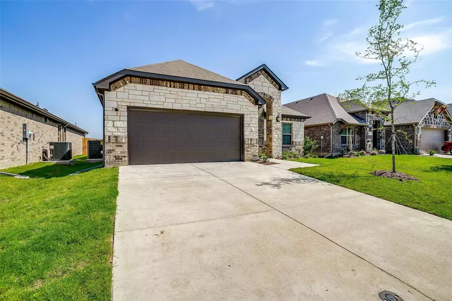 112 Deacon, Red Oak, TX 75154