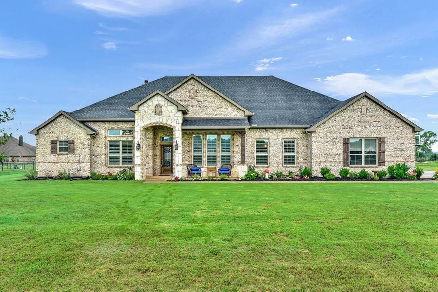 122 Harvest Meadows, Van Alstyne, TX 75495