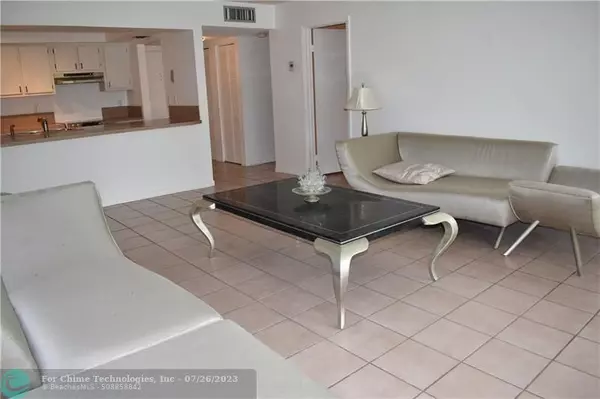 Fort Lauderdale, FL 33315,1101 River Reach Dr  #111