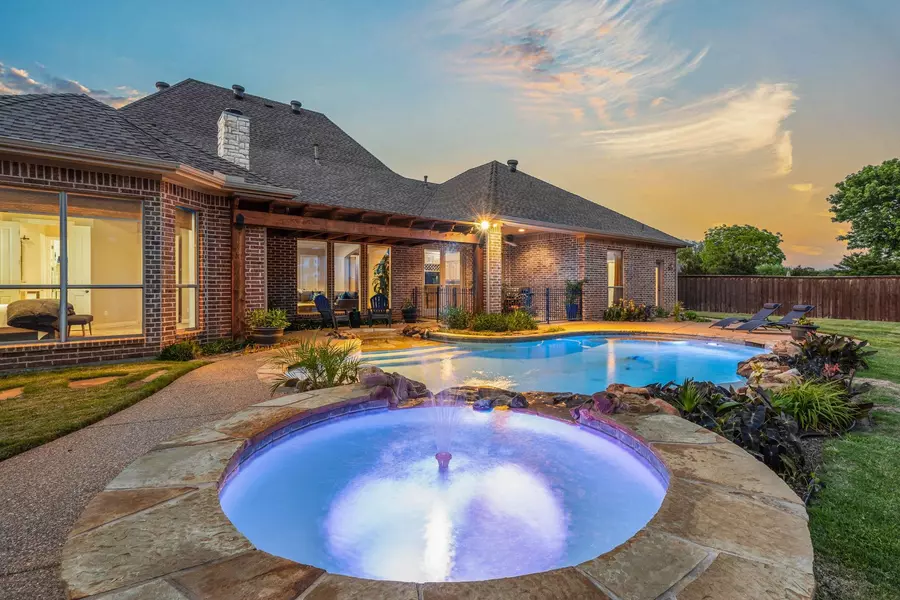 3205 Fannin Lane, Grapevine, TX 76092