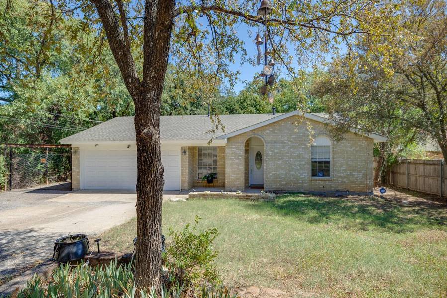 312 N Dick Price Road, Kennedale, TX 76060