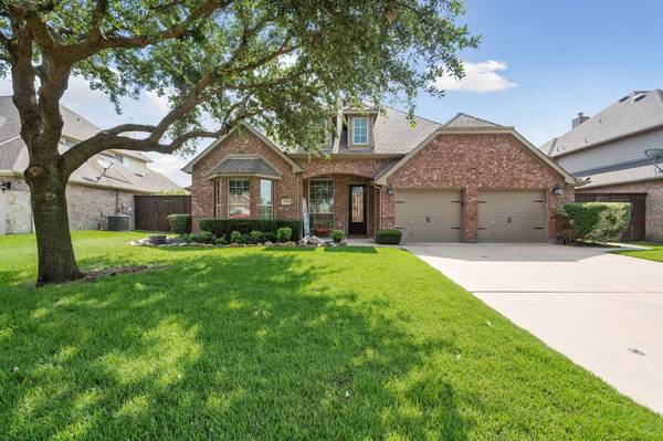 1702 Almond Drive, Mansfield, TX 76063