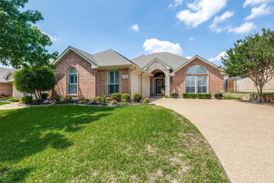 5216 Appalachian Way, Fort Worth, TX 76123