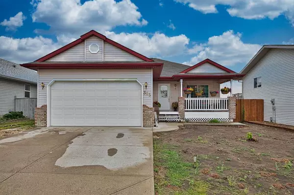 Strathmore, AB T1P 1P1,365 Strathford CRES