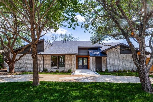 16919 Old Pond Drive, Dallas, TX 75248