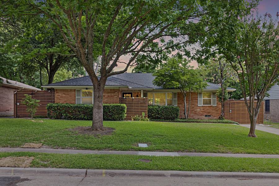 6640 Santa Anita Drive, Dallas, TX 75214