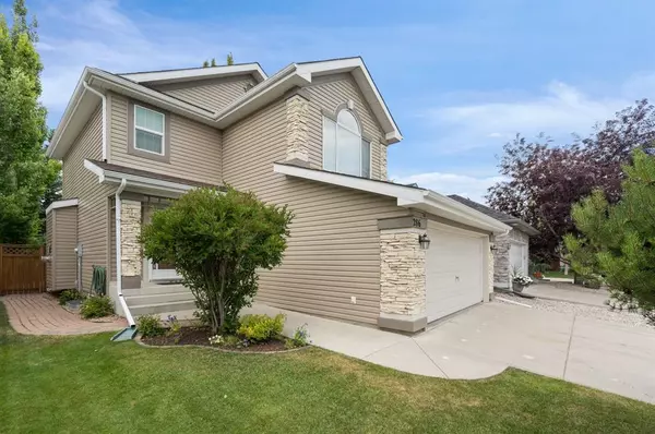 Calgary, AB T2X 3M3,286 Chaparral CT SE