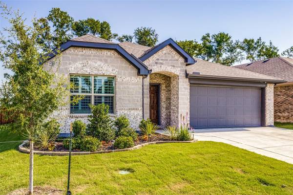 563 Whitney Lane, Lavon, TX 75166