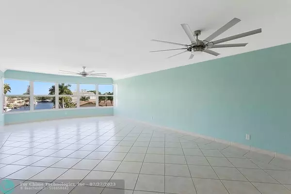 Fort Lauderdale, FL 33308,3111 NE 51st St  #301C