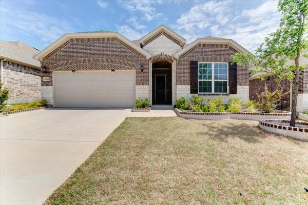 2712 Gillingham Lane, Mckinney, TX 75071