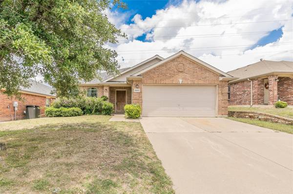 10429 Devin Lane, Fort Worth, TX 76053