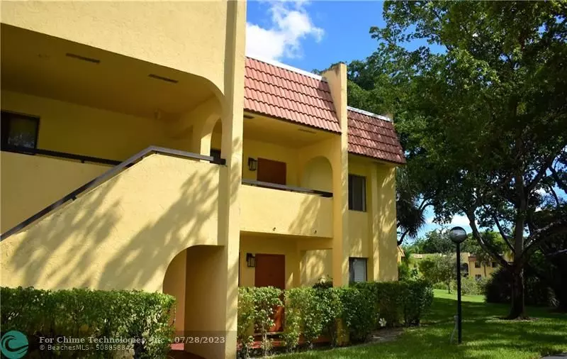 Boca Raton, FL 33486,900 SW 9th Street Cir  #206