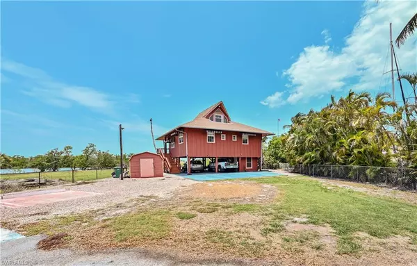 Goodland, FL 34140,727 Palm Point DR