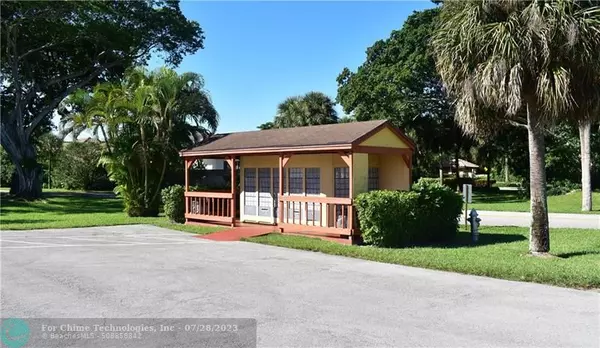 Boca Raton, FL 33486,900 SW 9th Street Cir  #206