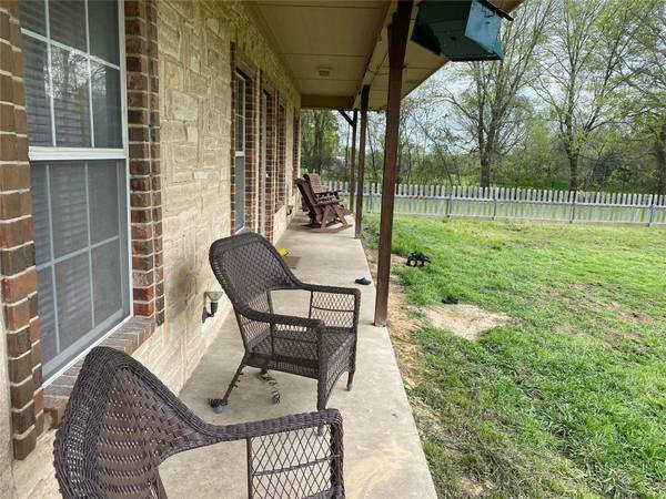 5959 County Road 4062, Scurry, TX 75158