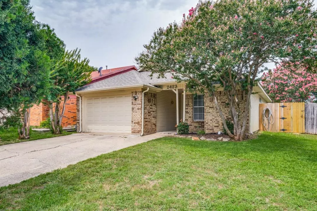 Mesquite, TX 75150,2423 Beverly Hills Lane