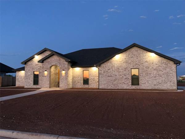 157 Windy Hill Drive, Tuscola, TX 79562