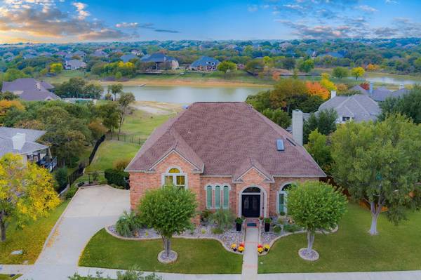 2995 Lakeside Drive, Highland Village, TX 75077