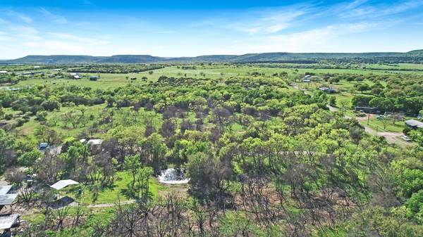 345 Hoover Road, Palo Pinto, TX 76484