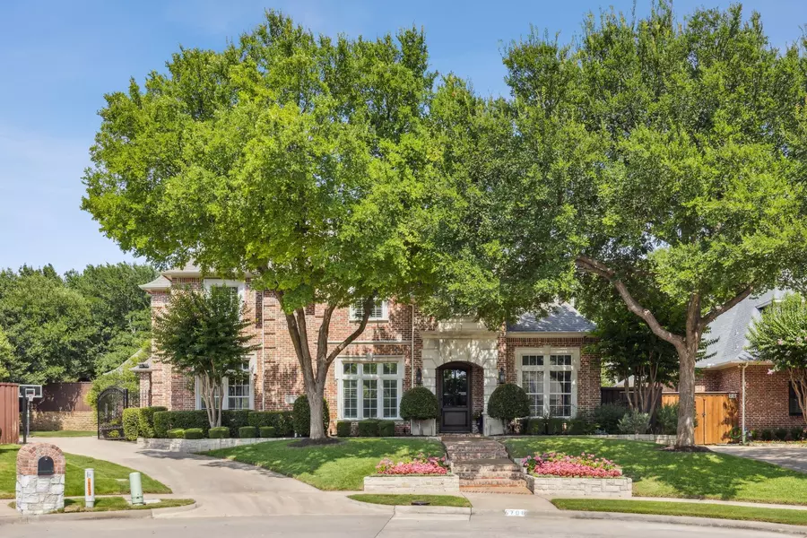 6708 Greyhawk Circle, Plano, TX 75024