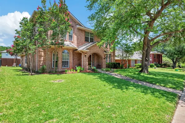 Allen, TX 75002,813 Red Tip Drive