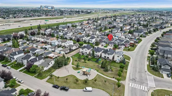 Calgary, AB T3M 1L5,15 Cranberry GN SE