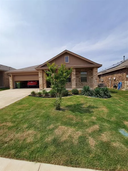 10450 Fort Clark Trail, Crowley, TX 76036