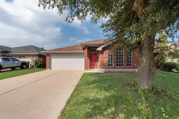 Arlington, TX 76001,841 W Colony Drive