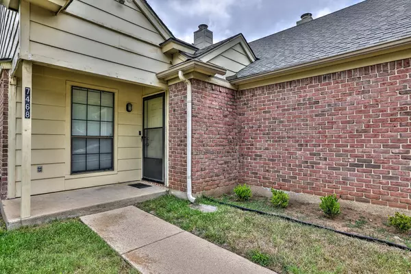 Fort Worth, TX 76133,7466-7468 Coachwood Circle