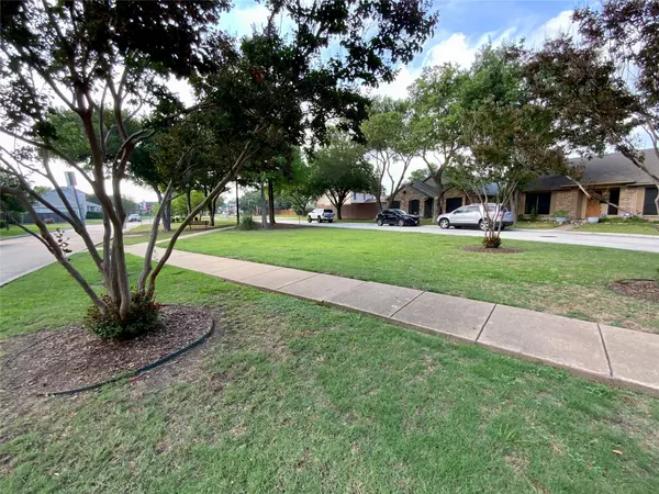 Garland, TX 75040,2701 Deer Creek Court